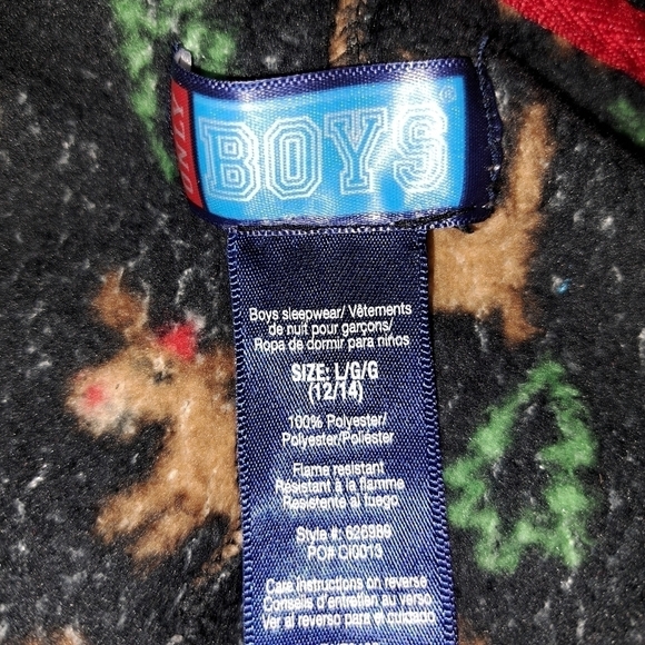 Only boys Red nose reindeer one Piece night suit size large - Picture 8 of 9